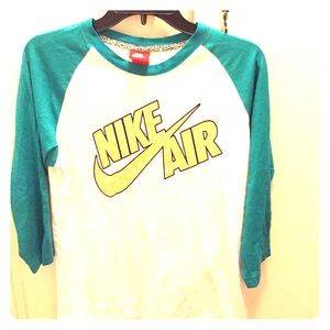 Brand new old school vintage nike air shirt
